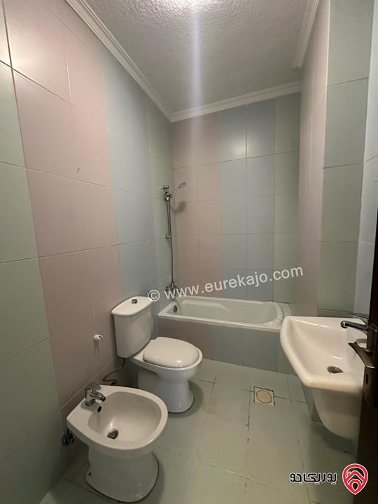 شقة مميزة مساحة 190م طابق أول في للبيع في عمان - ضاحية الرشيد