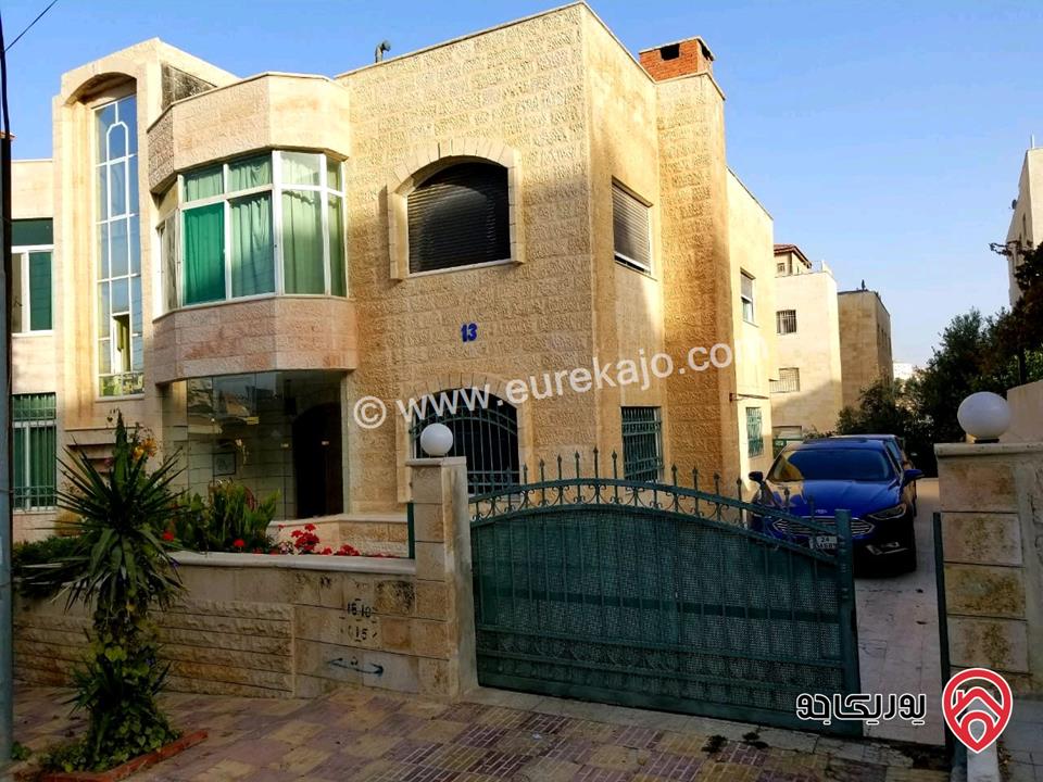 فيلا مساحة 850م على أرض 980م للبيع في عمان - الجبيهة