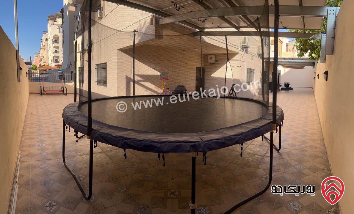 شقة سوبر ديلوكس مساحتها 201م وارتداد 235م للبيع في العقبة - المنطقة الخامسة 