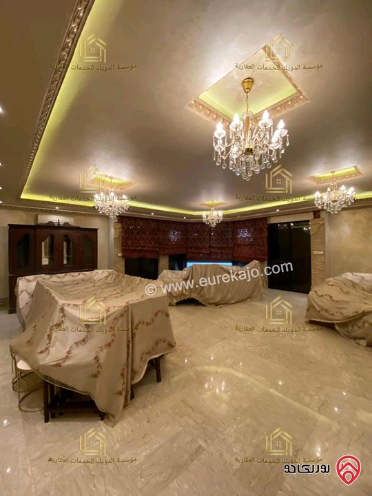 فيلا مساحة 920م على أرض 790م للإيجار في عمان - عبدون 