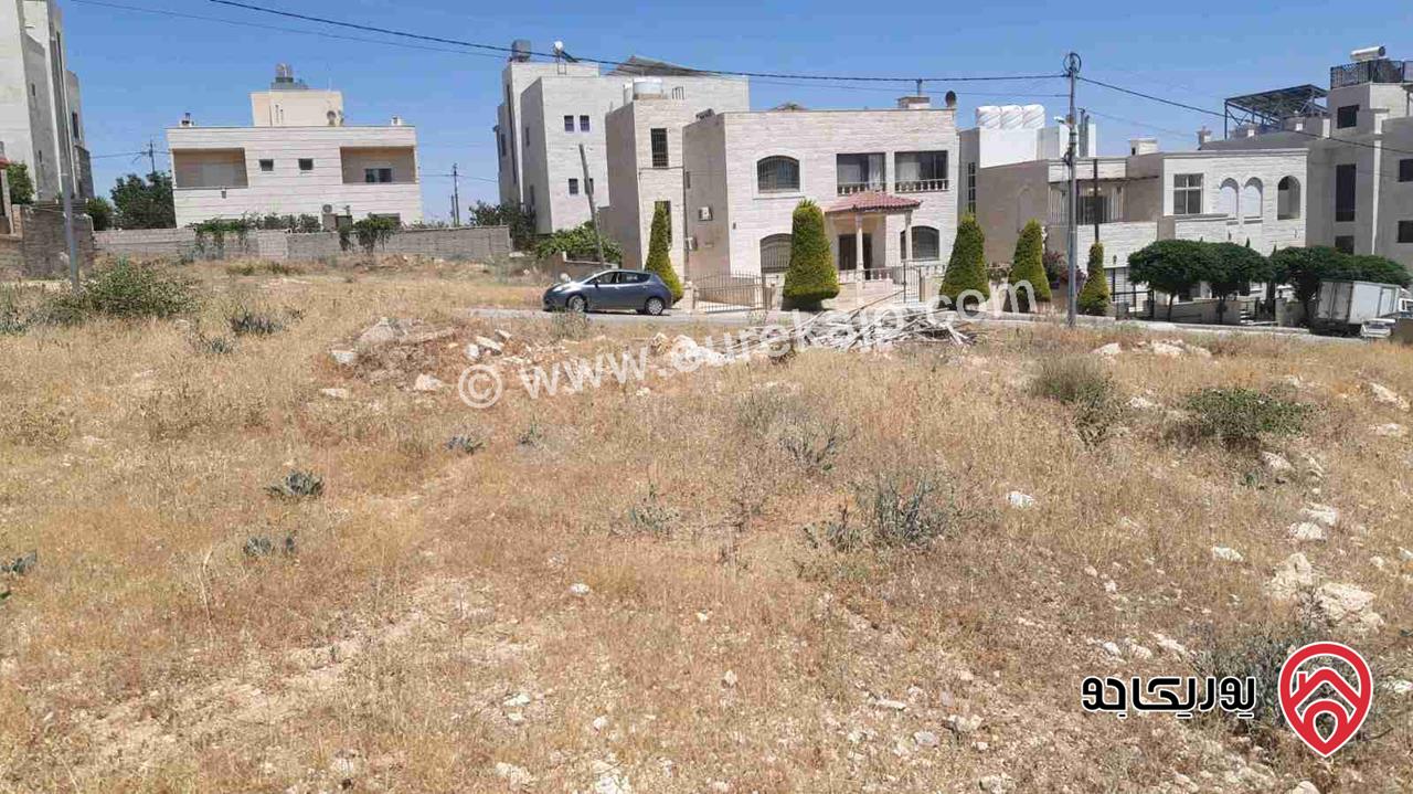 قطعة أرض مساحة 500م للبيع في عمان - الجبيهة بمنطقة ام حليليفه