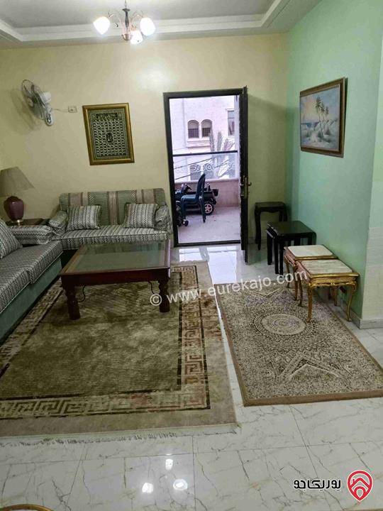 شقة مساحة 196م طابق ثاني للبيع في عمان - المقابلين 