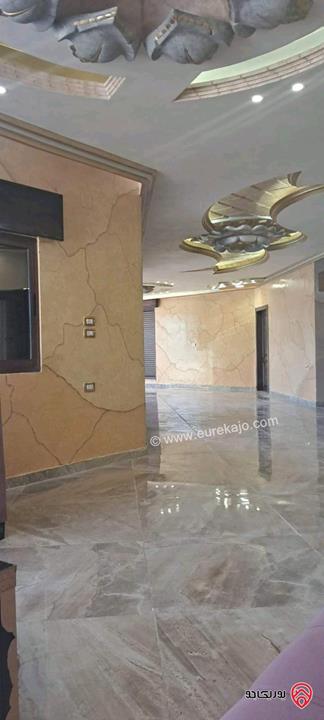 فيلا مساحة 450م على أرض 1066م للبيع في اربد - الرمثا 