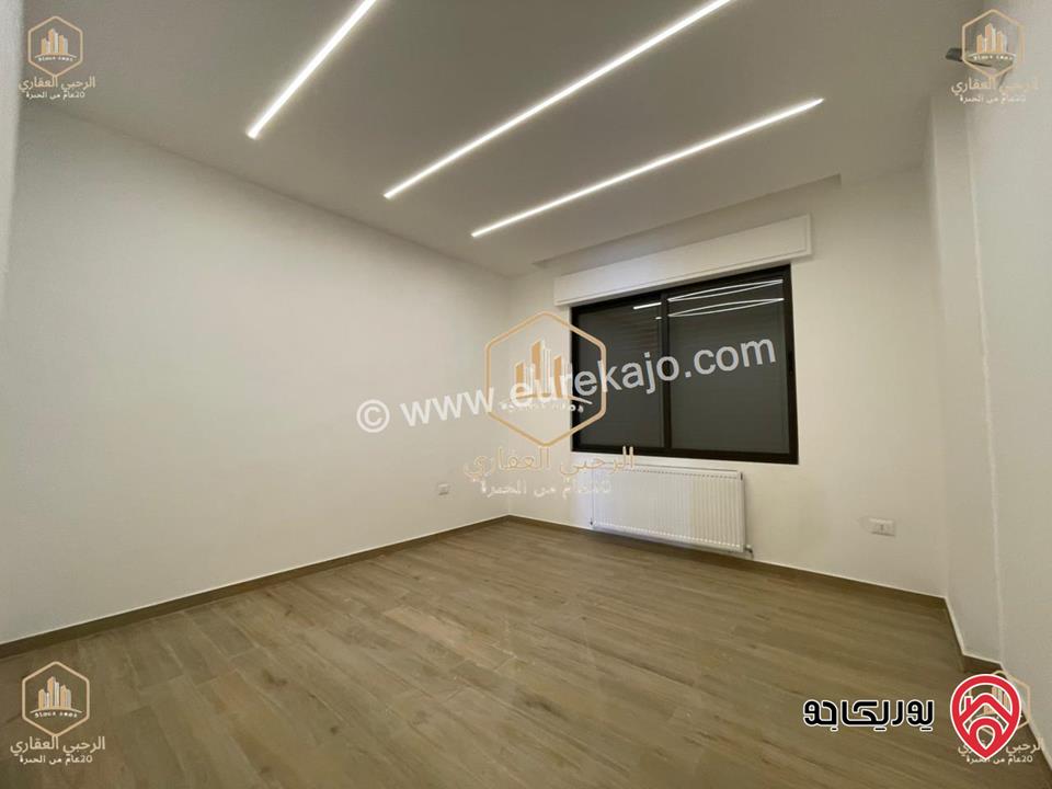 شقة سوبرديلوكس جديد لم يسكن طابق ثالث مع رووف مساحة 280م للايجار في عمان - الشميساني