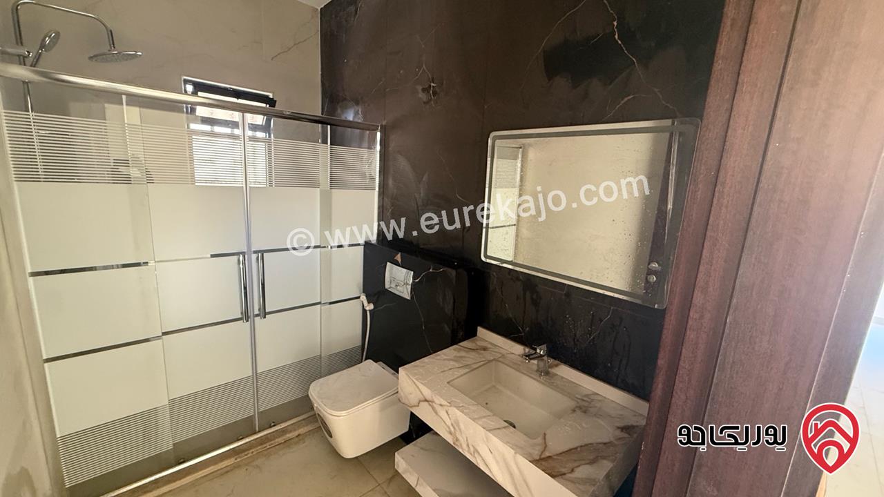 فيلا مساحة 209م على أرض 280م للبيع في الزرقاء - مدينة الشرق