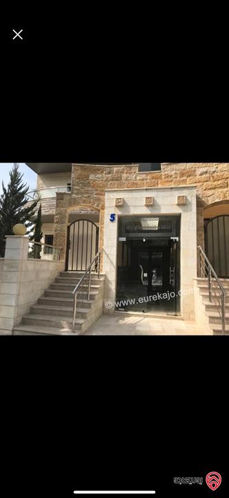 شقة ديلوكس طابق ارضي مساحة 190م داخلي و 50م خارجي للايجار في عمان - تلاع العلي 