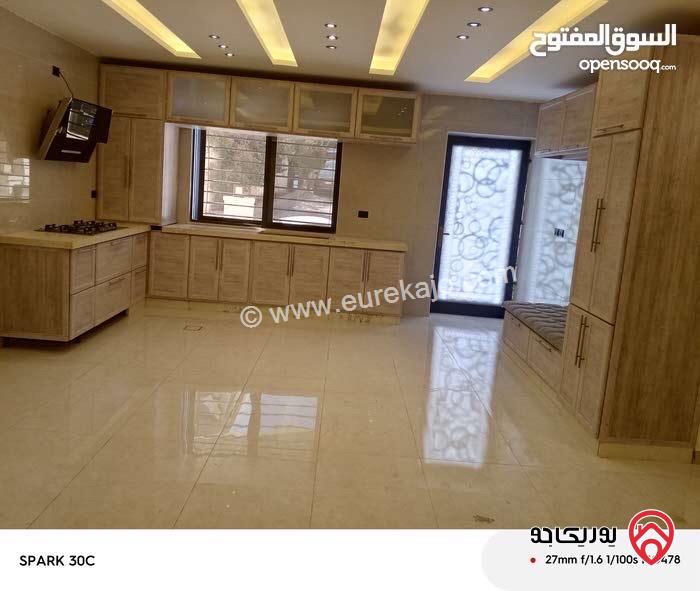 شقة أرضية مساحة 165م داخلي و 100م خارجي للايجار في عمان - البنيات 