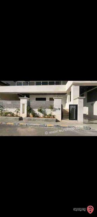 شقة شبه فيلا طابق ارضي مساحة 240م داخلي و 260م خارجي للبيع في عمان - البنيات طريق المطار
