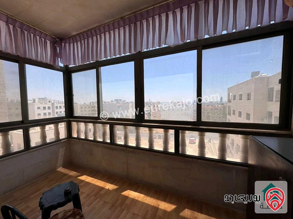 شقة شبه أرضية مساحة 244م داخلي و 30م خارجي للبيع في عمان - المدينة الرياضية