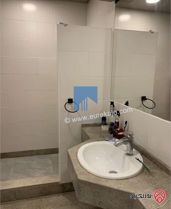 شقة فاخرة للبيع في عمان - دير غبار مقابل صيدلية جونيا طابق ثالث 150م مع روف 130م تشطيب سوبر ديلوكس