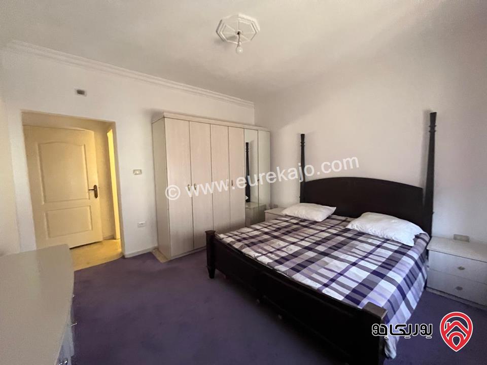 شقة مفروشة مساحة 165م مع رووف 60م للبيع في عمان - الجبيهة