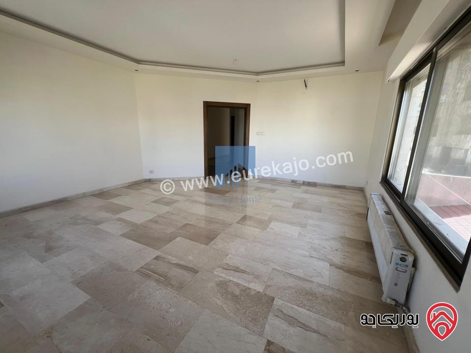 شقة طابق ثاني 167م تشطيب سوبر ديلوكس للبيع في عمان - خلدا