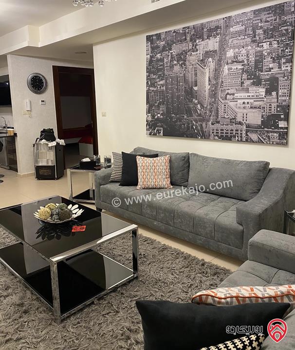 شقة مفروشة فاخرة طابق ثالث مساحة 110م للايجار في عمان - عبدون