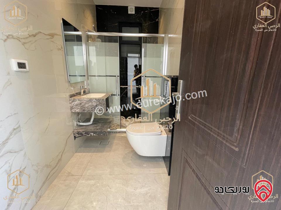 شقة طابق ثالث دوبلكس مساحة 175م للايجار في عمان - الجندويل 