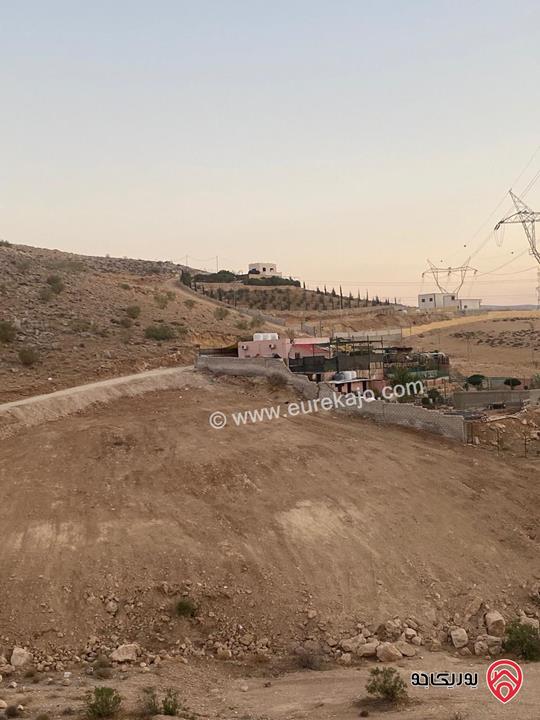 ارض مساحة 3 دونم و 600م للبيع في الزرقاء - السخنة بسعر مغري جداً 