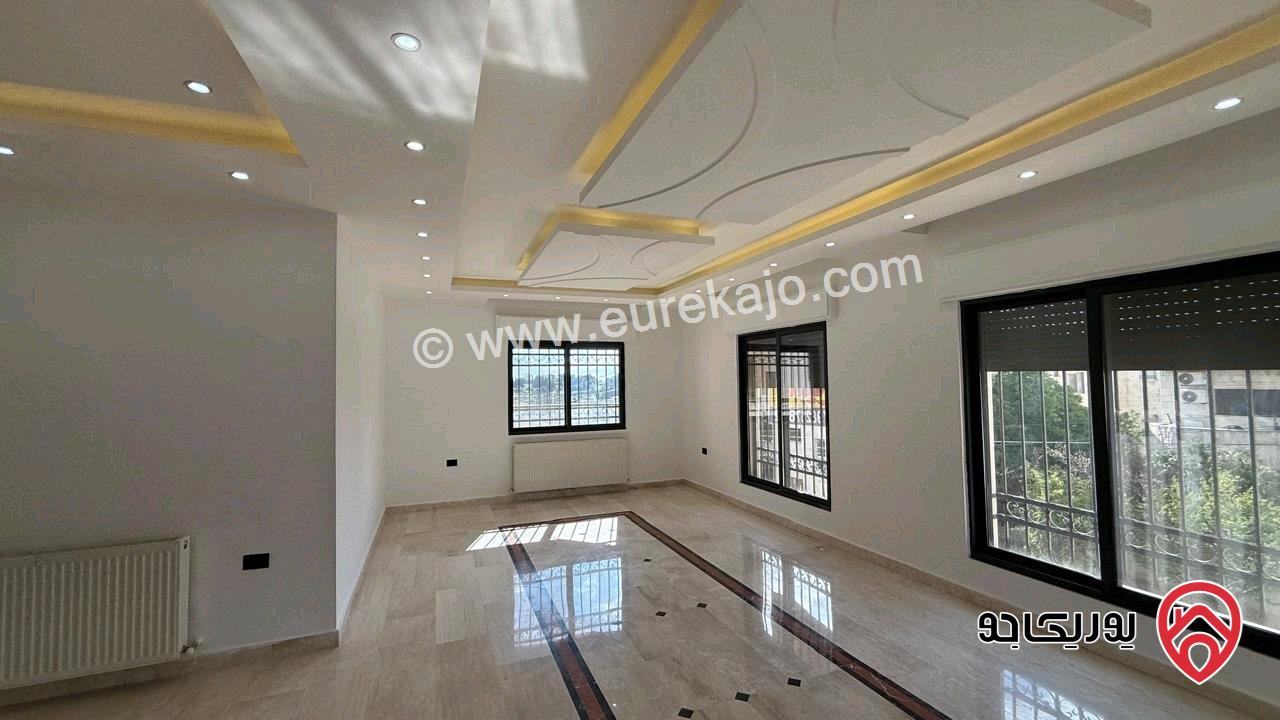 شقة طابق اول مساحة 183م للبيع في عمان - صويلح