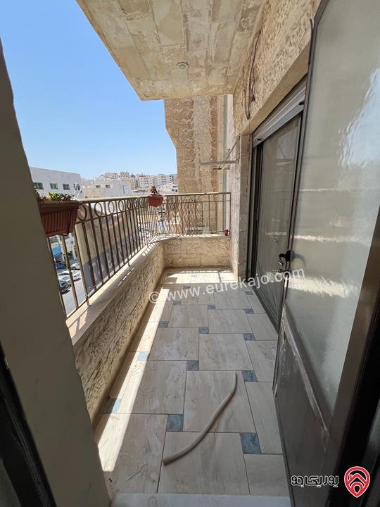 شقة طابق ثاني مساحة 164م للبيع في عمان - خلدا