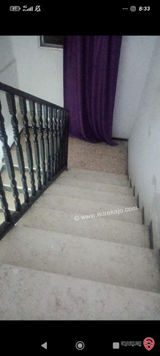  بيت مستقل مساحة 274م على أرض 1011م للبيع في الزرقاء الجديدة شارع المصفاة 