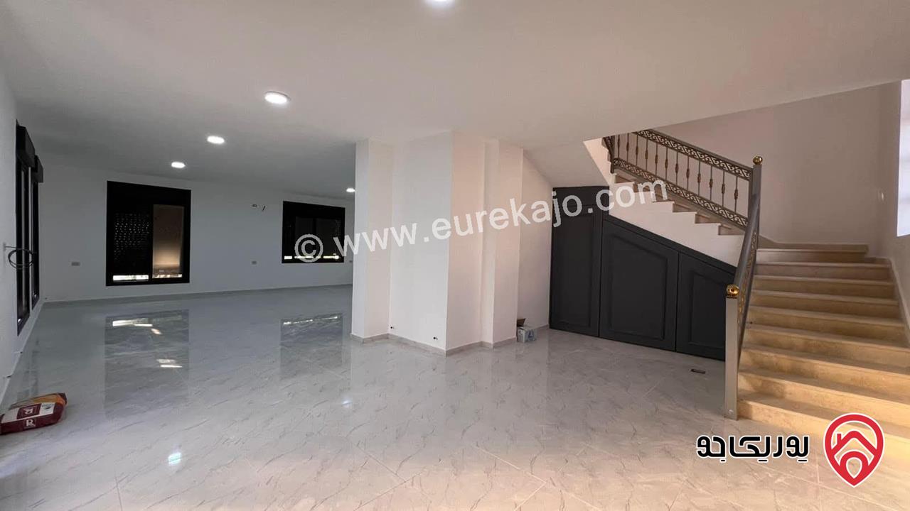 فيلا مستقلة فاخرة مساحة 340م على أرض 500م للبيع جديدة لم تسكن في عمان - ناعور