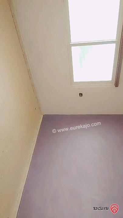 شقة طابق ثاني مساحة 150م للايجار في اربد شارع القدس حي النصر