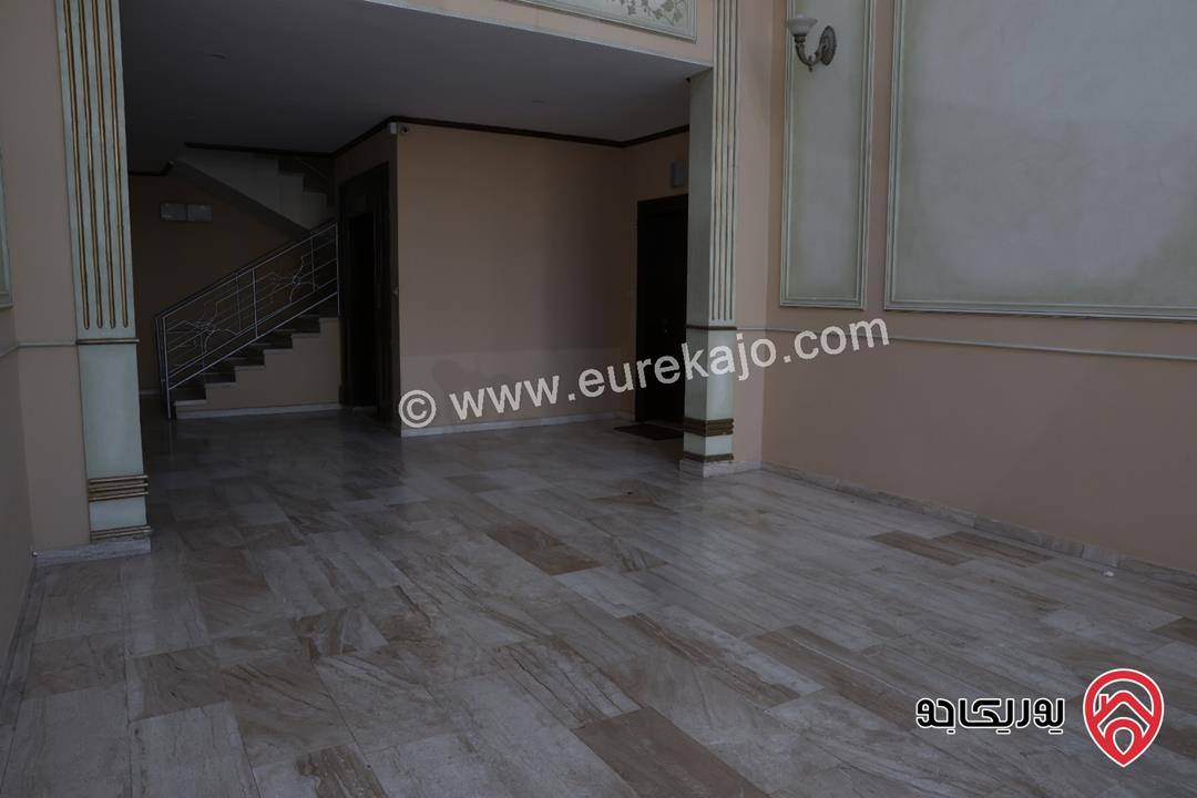 شقة فاخرة مساحة 380م للبيع في عمان - الصويفية