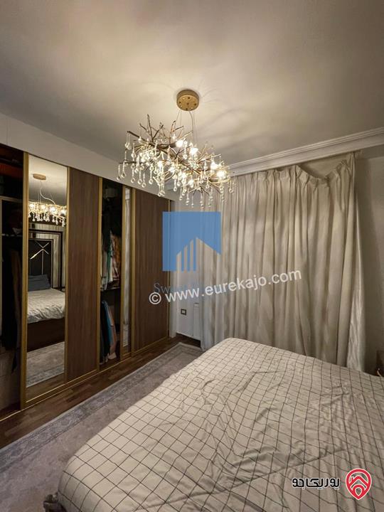 شقة مميزة للبيع في عمان - أم السماق مقابل روان كيك طابق ثالث مع روف دوبلكس 210م بسعر مغري