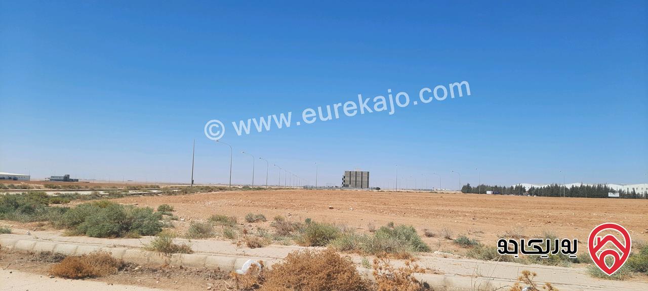 ارض صناعات خفيفة مساحة 1 دونم و 100م للبيع في عمان - القنيطرة قرب الشحن الجوي 