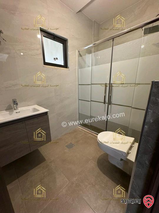 شقة جديدة لم تسكن مساحة 230م طابق ثالث للايجار في عمان - البنيات