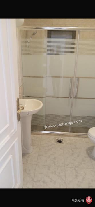 شقة مساحة 160م طابق ثالث غير مفروشة للايجار في عمان - أم أذينة 