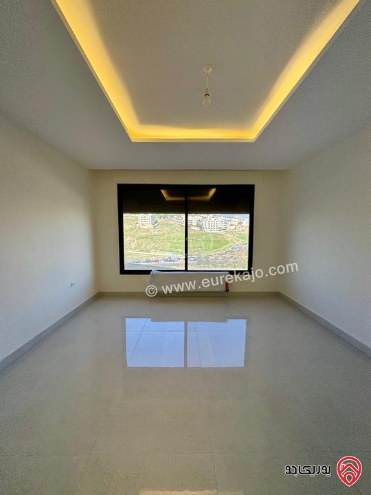 شقة فاخرة شبه ارضية مساحة 180م للبيع في عمان - ربوة عبدون