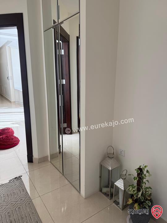 شقة فاخرة مساحة 200م طابق ثالث للبيع في عمان - خلدا العوجانيه