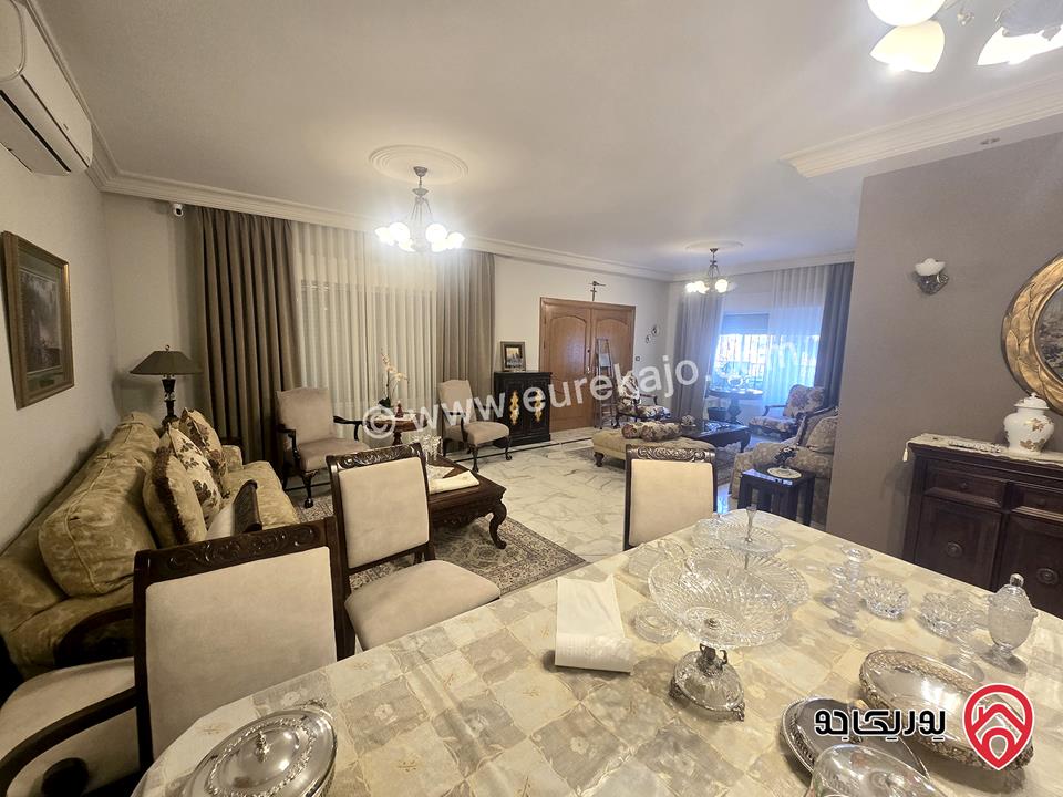 شقة مفروشة ارضية مساحة 210م مع حديقة 200م للإيجار في عمان - الرابية