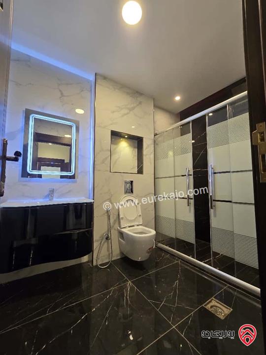 شقة طابق ثالث دوبلكس مساحة 280م للايجار في عمان - طريق المطار 