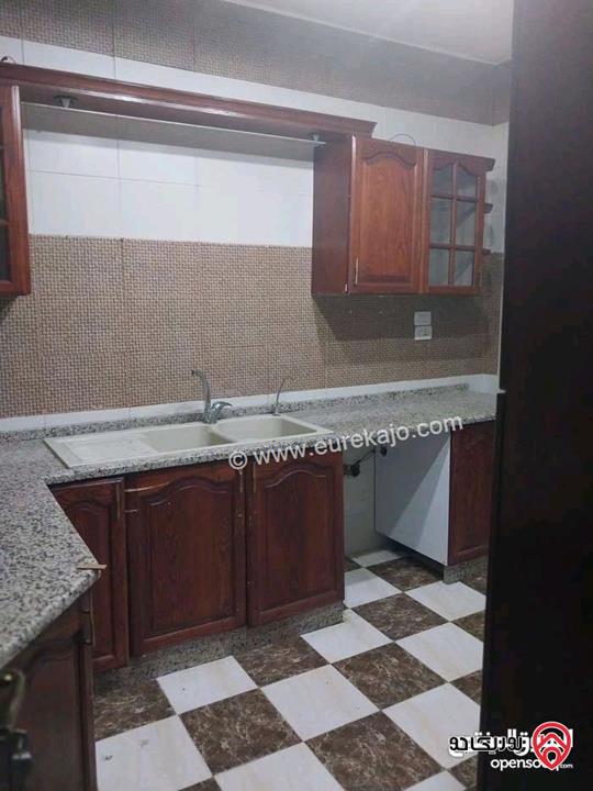 شقة فارغة طابق ارضي مساحة 100م للإيجار في عمان - ام أذينة 