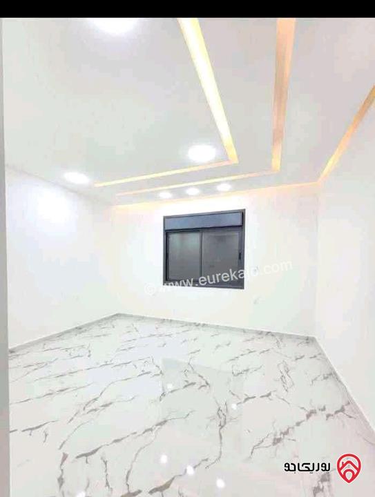 شقة طابق ثالث هندسي مساحة 140م اطلالة بحرية مع كراج تشطيب هايبر ديلوكس للبيع في العقبة - السكنية الخامسة