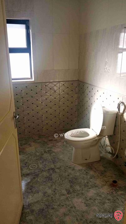 شقة كبيرة طابق ثاني مساحة 350م للايجار في عمان - تلاع العلي 