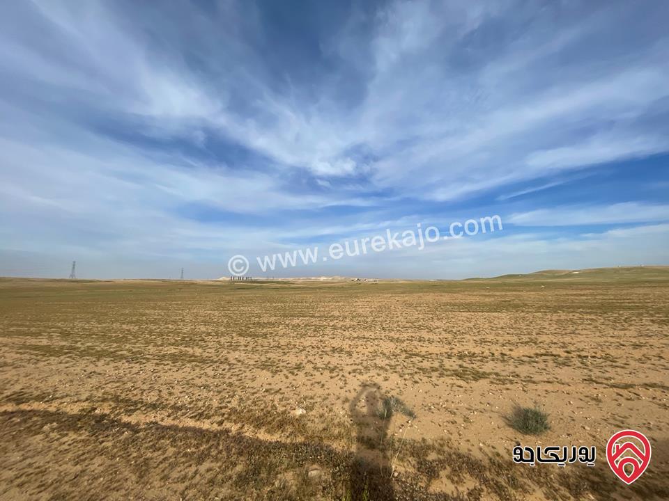 أرض مساحة 21 دونم و 400م للبيع من أراضي شرق عمان - الماضونة قرب جمرك عمان الجديد 