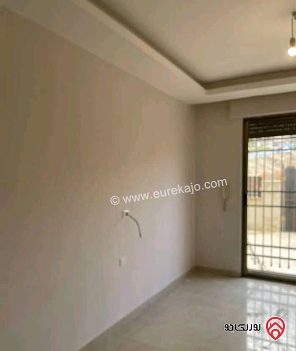 شقة فارغة طابق أرضي مساحة 120م للايجار في عمان - خلدا