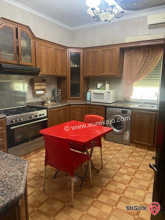 شقة طابق ثاني مساحة 200م للبيع في عمان - طبربور