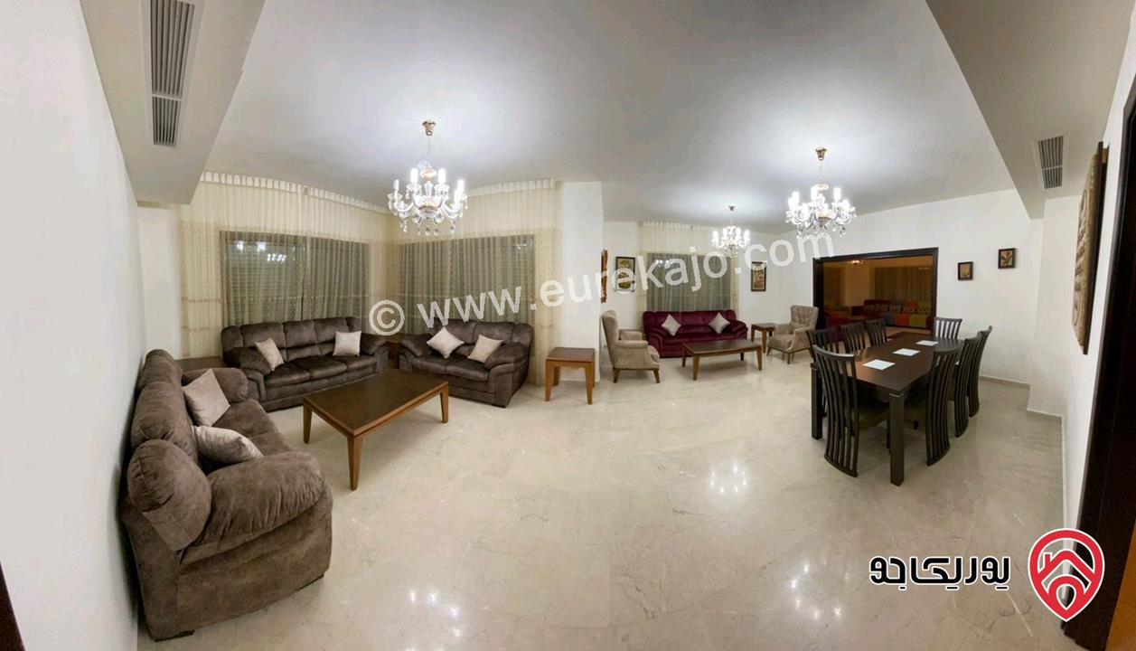 شقة بسعر مميز مساحة 310م داخلي و 80م خارجي للبيع في عمان - دير غبار 