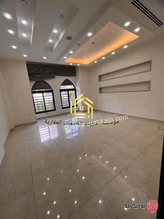 شقة سوبر ديلوكس طابق أول مساحة 330م للايجار في عمان - ضاحية النخيل