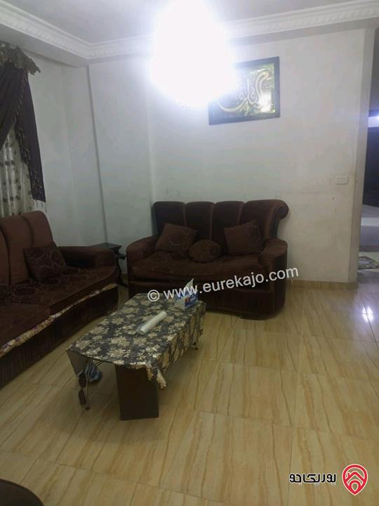 شقة ديلوكس طابق ارضي مساحة 120م داخلي و 100م خارجي للبيع في عمان - الذراع 