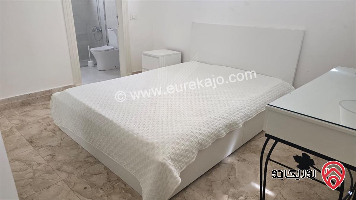 شقة مفروشة فاخرة دوبلكس مساحة 230م داخلي و 60م خارجي للايجار في عمان - الدوار الرابع