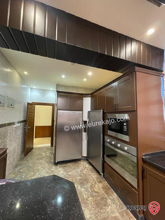 شقة مفروشة طابق ارضي مساحة 325م للايجار في عمان - ضاحية الرشيد