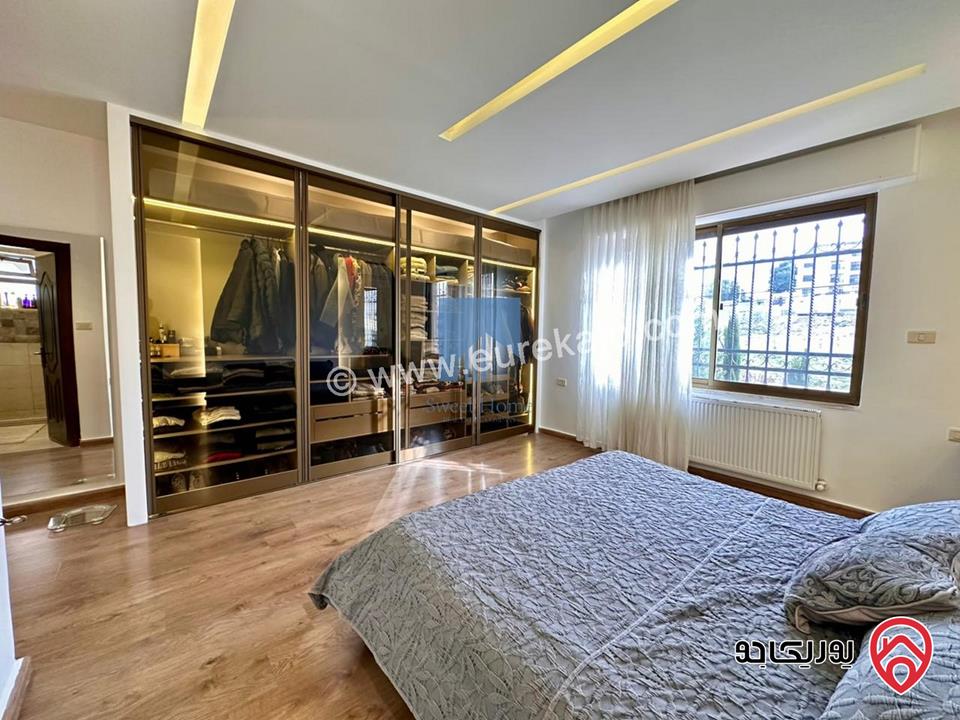 شقة طابقية طابق ثاني 185م تشطيب سوبر ديلوكس للبيع في عمان - خلدا