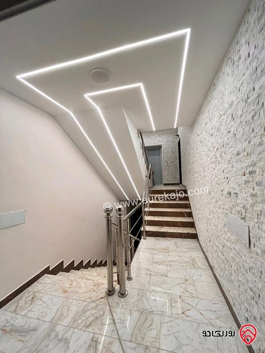 شقة طابق اول مساحة 210م للبيع في عمان - شفا بدران