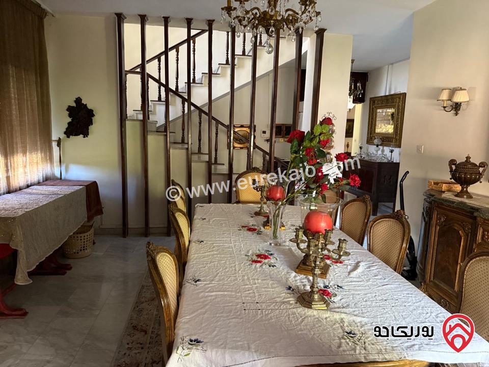 فيلا مساحة 650م على أرض 861م للبيع في عمان - الشميساني