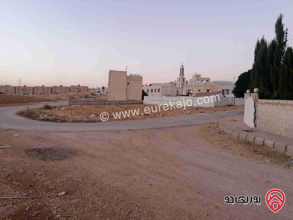 قطعة أرض على شارعين مساحة 612م للبيع في عمان - قرية سالم ضاحية الاميرة ايمان 