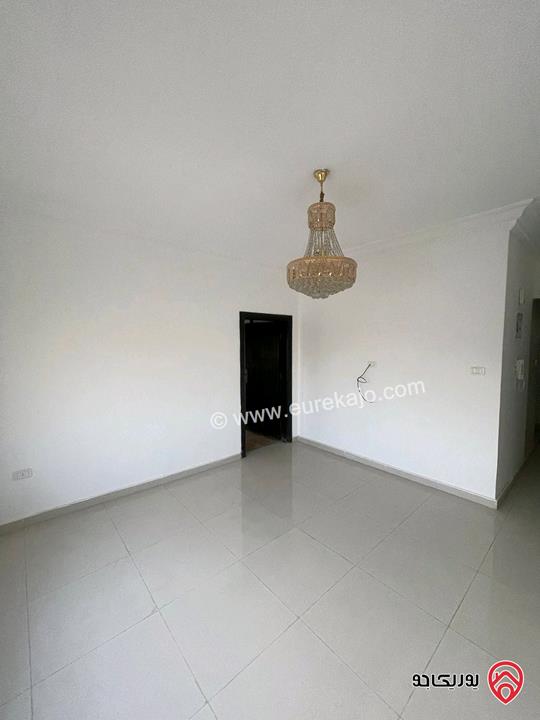 شقة طابق ثاني مساحة 150م للبيع في عمان - تلاع العلي