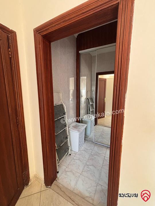 شقة طابق اخير مساحة 220م للبيع في عمان - ضاحية الرشيد
